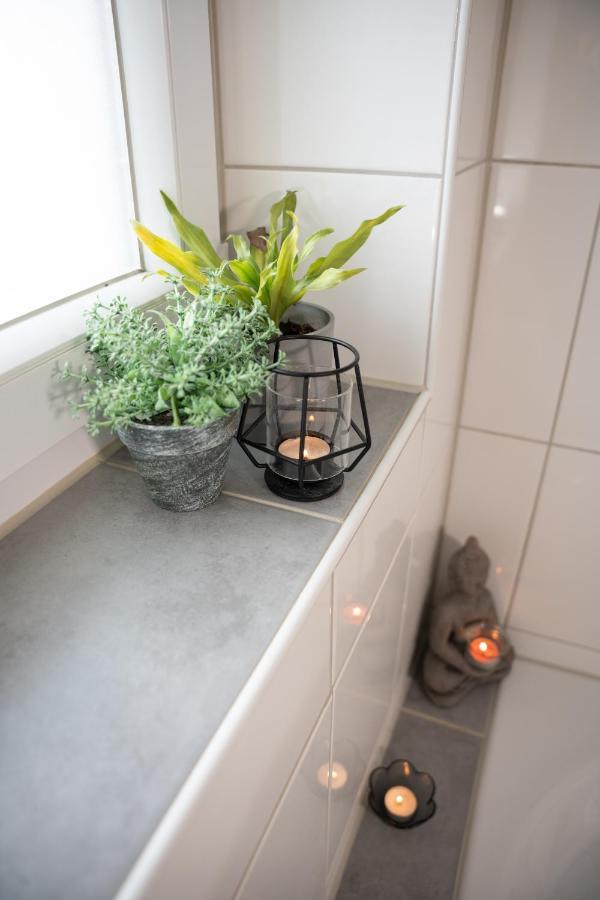 #1 Modernes Zimmer Mit Pool Und Garten Memmingen Ngoại thất bức ảnh
