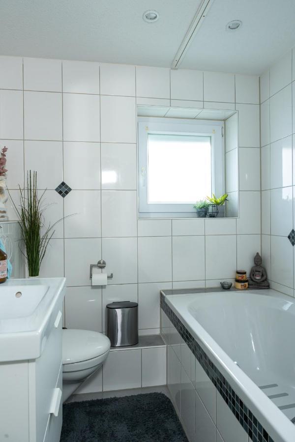 #1 Modernes Zimmer Mit Pool Und Garten Memmingen Ngoại thất bức ảnh