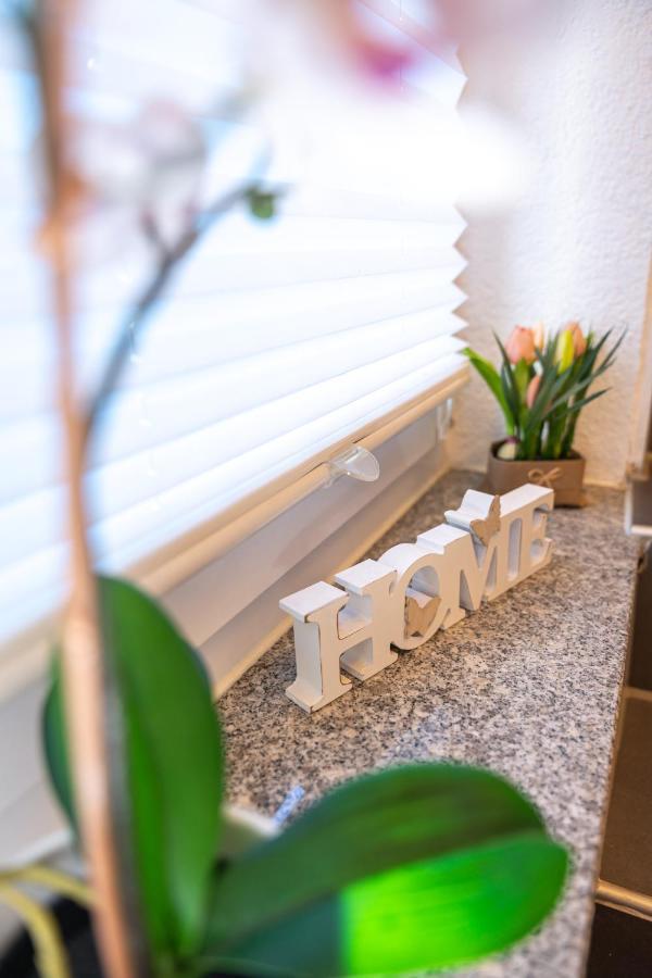 #1 Modernes Zimmer Mit Pool Und Garten Memmingen Ngoại thất bức ảnh